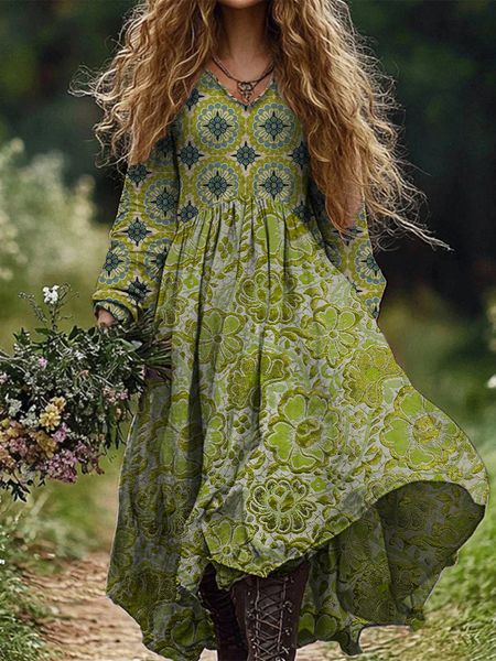 Timeless Vintage Style Dress