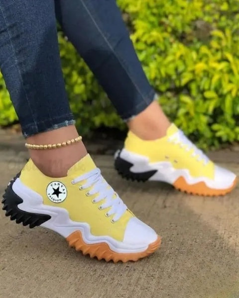 JO | Muffin lace-up sneakers with eyelets and contrasting inserts