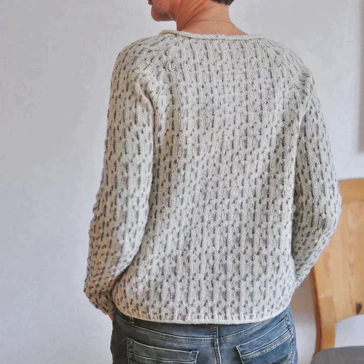 JO | Trendy and elegant winter sweater