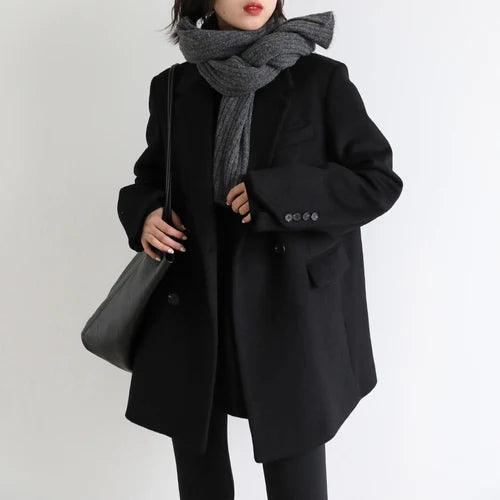 JO | Relaxed and stylish winter coat