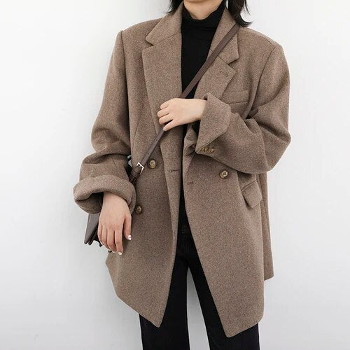 JO | Relaxed and stylish winter coat