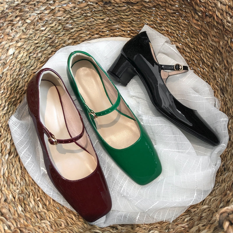 KS | Shoes with shiny block heel