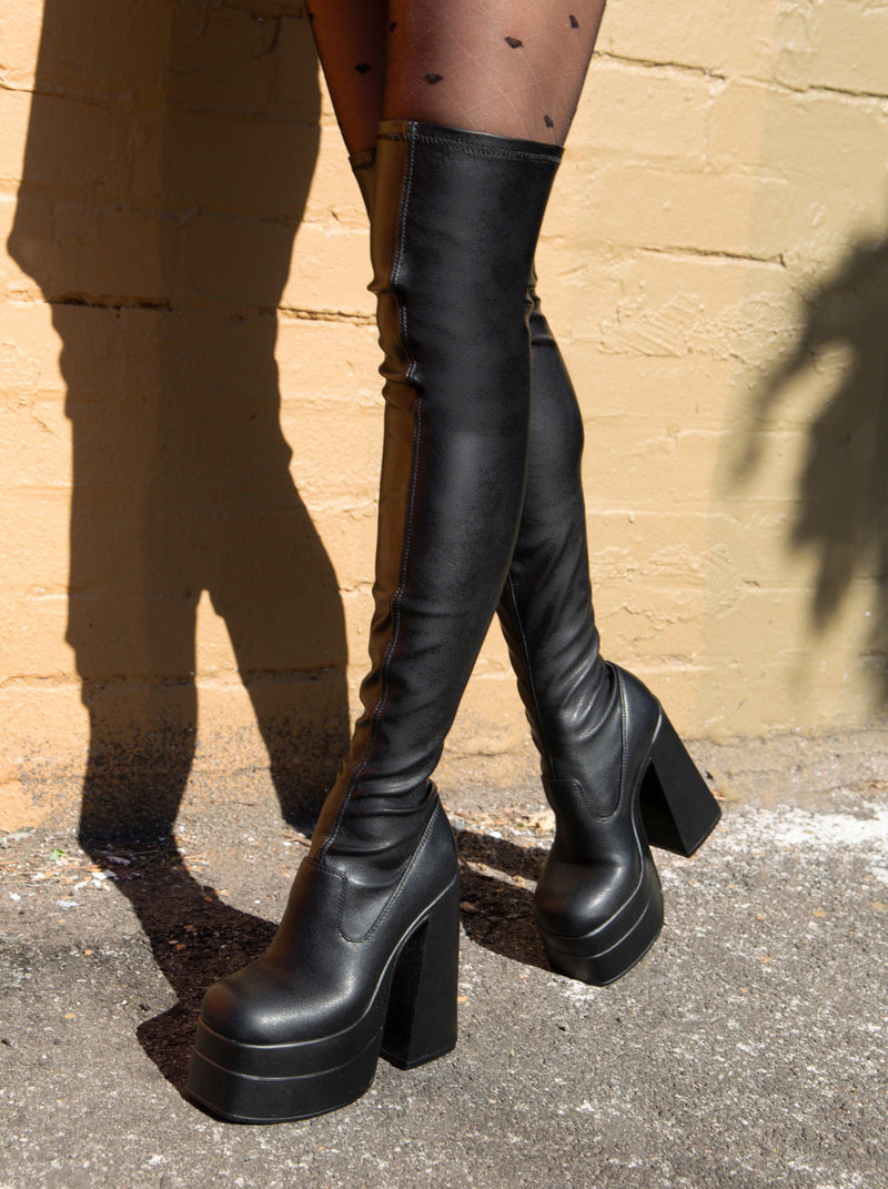 Stylish Orthopedic Boots with a Modern Look