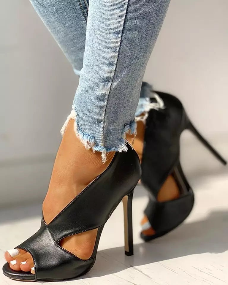 Classic Orthopedic Sandals with Timeless Style