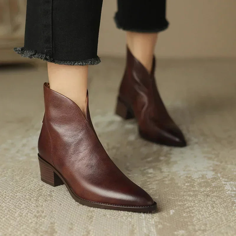 KS | Tapered ankle boot with block heel
