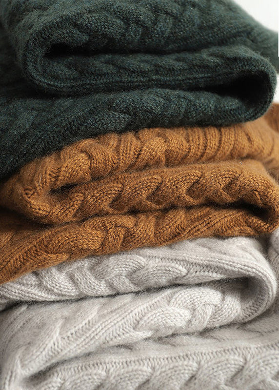 JO | Relaxed and timeless sweater