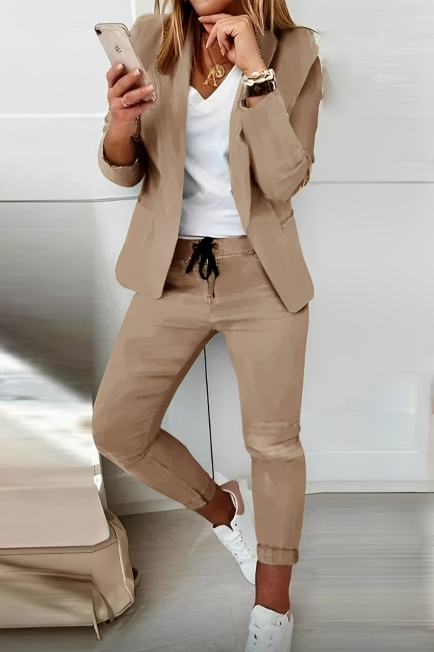 JO | Bold and airy summer piece